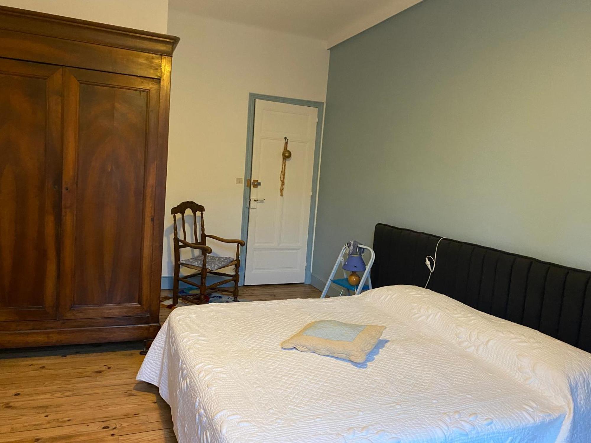 Les Chambres De Marielou Aurillac Exterior foto